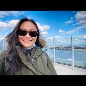 Meet your Posher, April